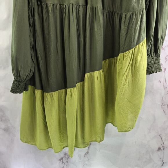 By Anthropologie Dress Womens Medium Green Asymmetric Button Two Tone Dipped - Picture 9 of 12